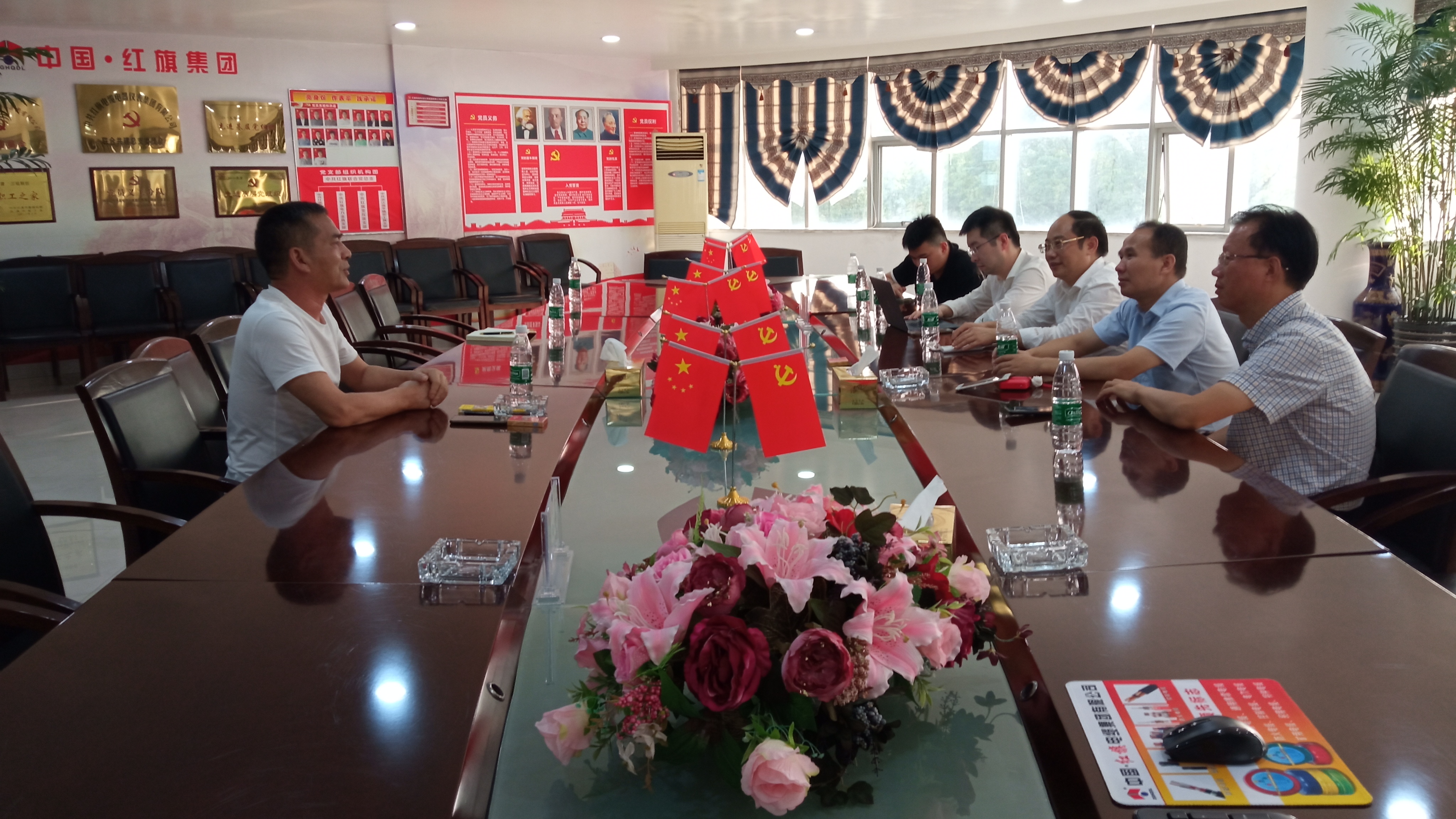 20210917王總會(huì)存郭偉教授.jpg